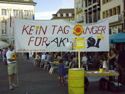 Eine-Welt-Markt 2005 Eine-Welt-Markt 2005